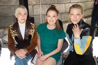 Julianne Moore Sweatshirt #3105375