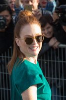 Julianne Moore Longsleeve T-shirt #3105448