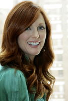 Julianne Moore Longsleeve T-shirt #3632714