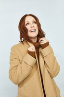 Julianne Moore Longsleeve T-shirt #3679632
