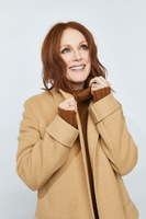 Julianne Moore Longsleeve T-shirt #3679634