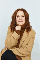 Julianne Moore Longsleeve T-shirt #3679636