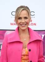 Julie Benz mug #G2457787