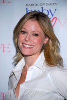 Julie Bowen Sweatshirt #1503242