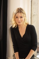 Julie Bowen longsleeve t-shirt #2048786