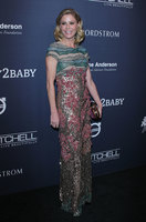 Julie Bowen longsleeve t-shirt #2924022