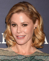 Julie Bowen longsleeve t-shirt #2924029