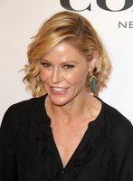 Julie Bowen longsleeve t-shirt #3286244