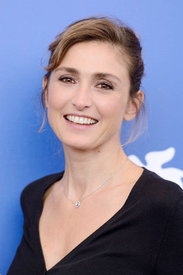 Julie Gayet posters