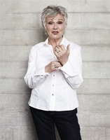 Julie Walters t-shirt #2306373