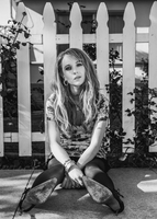Juno Temple Longsleeve T-shirt #3673719
