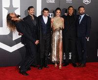 Justice League Cast longsleeve t-shirt #2877400