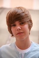 Justin Bieber Longsleeve T-shirt #2476992