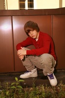 Justin Bieber Longsleeve T-shirt #2476994