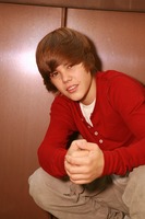 Justin Bieber Longsleeve T-shirt #2477011