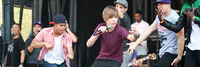 Justin Bieber Longsleeve T-shirt #2528317