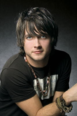 Justin Chatwin Poster 3633311