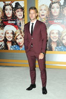 Justin Hartley Longsleeve T-shirt #2824430
