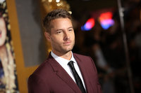 Justin Hartley Longsleeve T-shirt #2824559