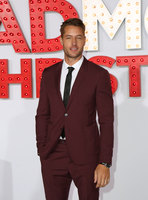 Justin Hartley Longsleeve T-shirt #2824631