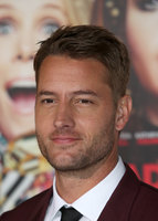 Justin Hartley Longsleeve T-shirt #2824672