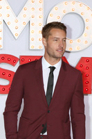 Justin Hartley Longsleeve T-shirt #2824766