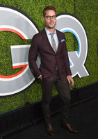 Justin Hartley Longsleeve T-shirt #2928884