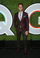 Justin Hartley longsleeve t-shirt #2928908