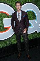 Justin Hartley longsleeve t-shirt #2928910