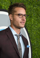 Justin Hartley longsleeve t-shirt #2928921