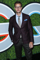 Justin Hartley longsleeve t-shirt #2928922