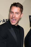 Justin Hartley magic mug #G1205091