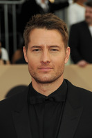 Justin Hartley Longsleeve T-shirt #2963004