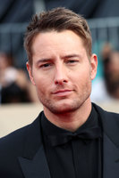 Justin Hartley mug #G1205109