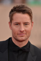 Justin Hartley mug #G1205124