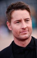 Justin Hartley Longsleeve T-shirt #2963081
