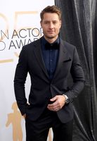 Justin Hartley Longsleeve T-shirt #3739055