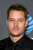 Justin Hartley Longsleeve T-shirt #3739125