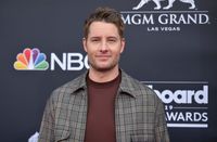 Justin Hartley Longsleeve T-shirt #3829668