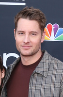 Justin Hartley Longsleeve T-shirt #3829681