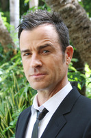 Justin Theroux Longsleeve T-shirt #2519341