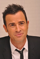 Justin Theroux Longsleeve T-shirt #2519343