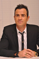 Justin Theroux Longsleeve T-shirt #2519351