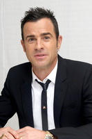 Justin Theroux Longsleeve T-shirt #2519373