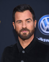 Justin Theroux Longsleeve T-shirt #3801986