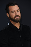 Justin Theroux Longsleeve T-shirt #3802044