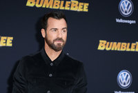 Justin Theroux Longsleeve T-shirt #3802047