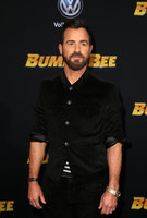 Justin Theroux Longsleeve T-shirt #3802079