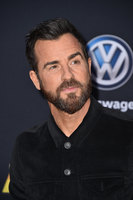 Justin Theroux Longsleeve T-shirt #3802092