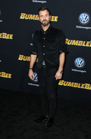 Justin Theroux Longsleeve T-shirt #3802099